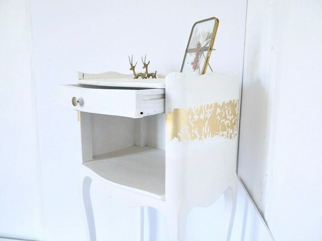 French Cottage Style White Nightstand, Shabby Chic Vintage Bedside Tables, Repainted With A White Chalk Paint And Gold Gilding photo 237.0