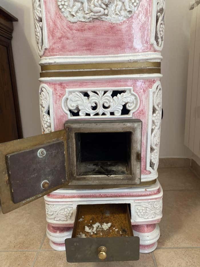 Majolica Pink Stove From Florence photo 13141.0
