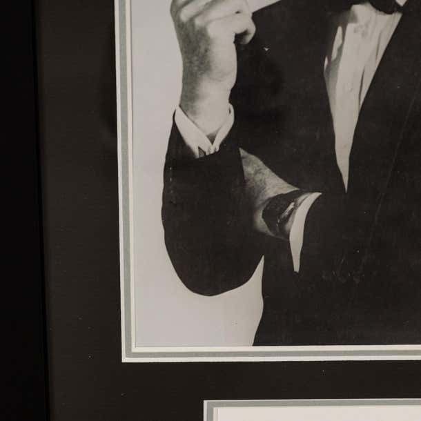 Stunning Original Roger Moore Signature & Photo photo Art