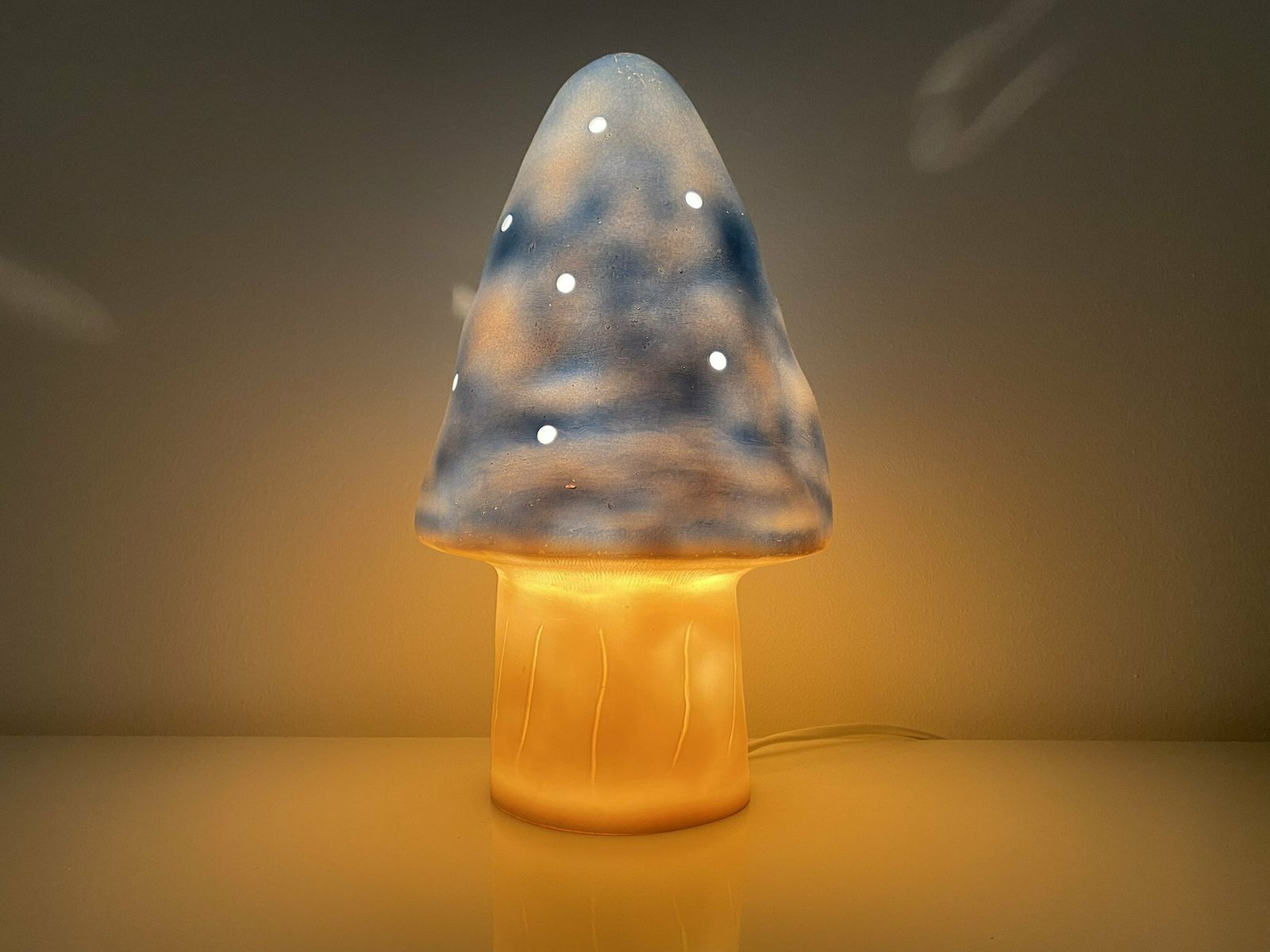 Blue Mushroom Lamp Vintage | Mid Century Mushroom Night Light | Heico Mushroom Lamp | Mushroom Pilzlampe Werbung | Retro Mushroom Table Lamp photo furniture