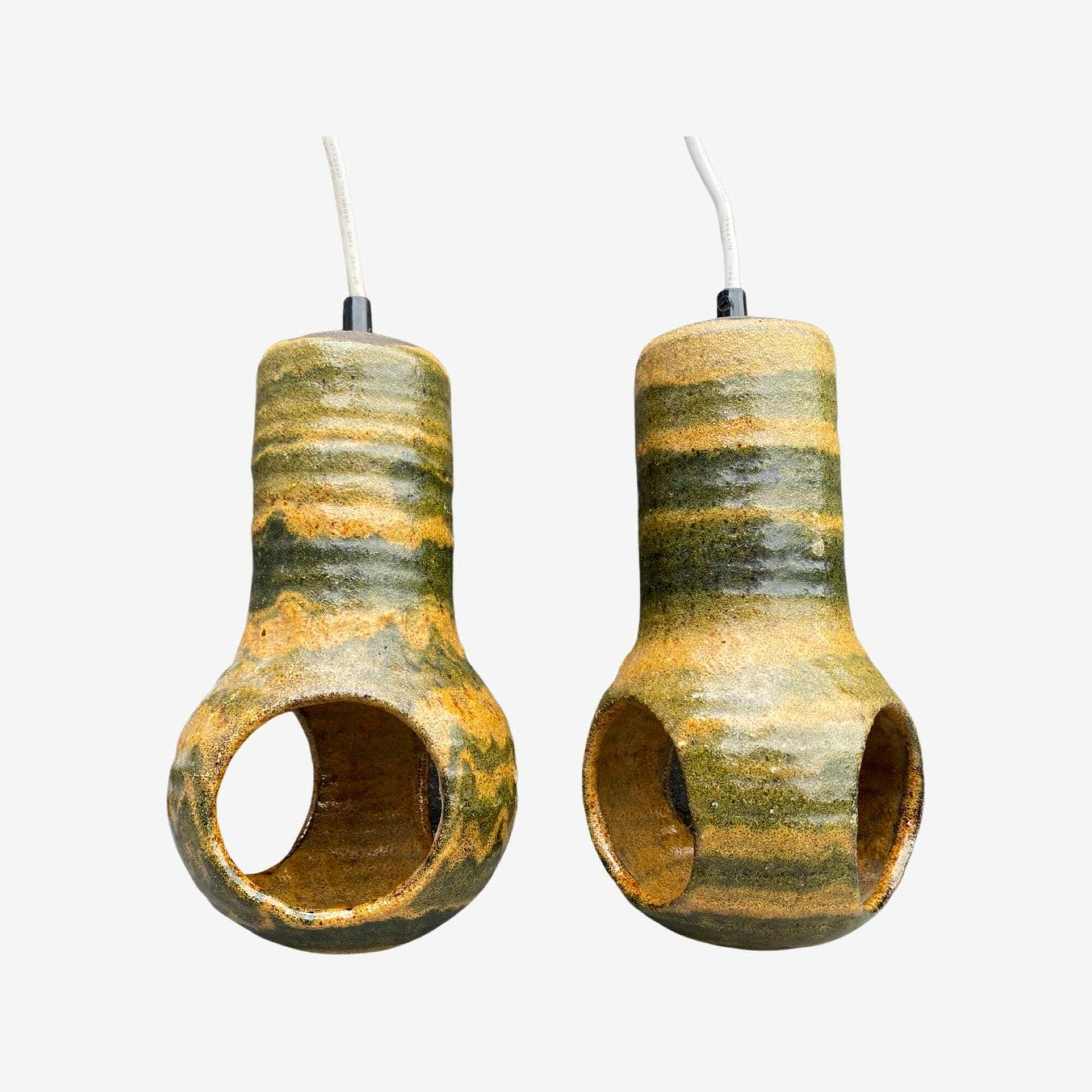 2 Handmade Ceramic Pendant Lights Made By ‘Atelier Dinges’ In Holland, 1970s | Handmade Ceramic Pottery From The Mid Century   Set Of 2