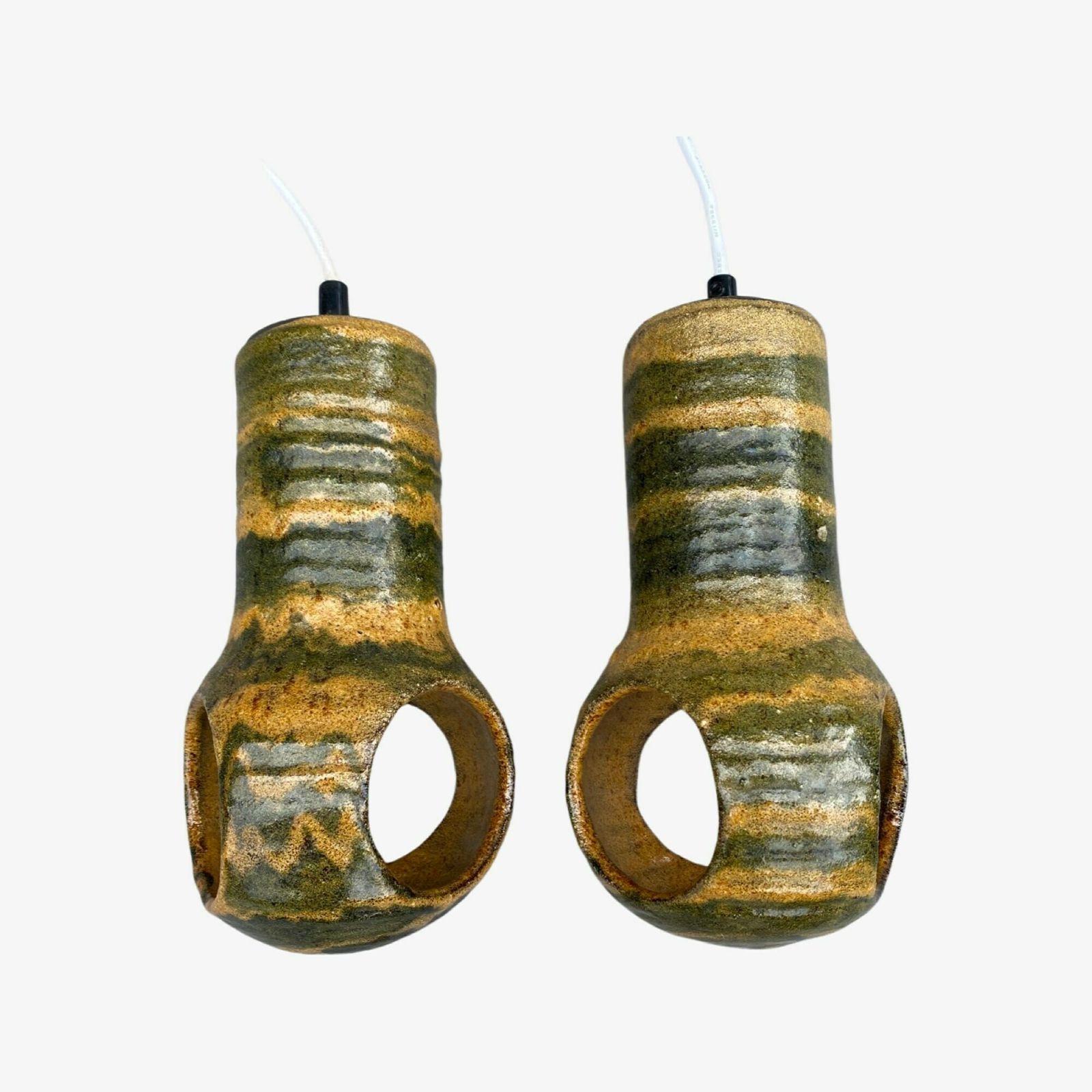 2 Handmade Ceramic Pendant Lights Made By ‘Atelier Dinges’ In Holland, 1970s | Handmade Ceramic Pottery From The Mid Century   Set Of 2 photo 300.0
