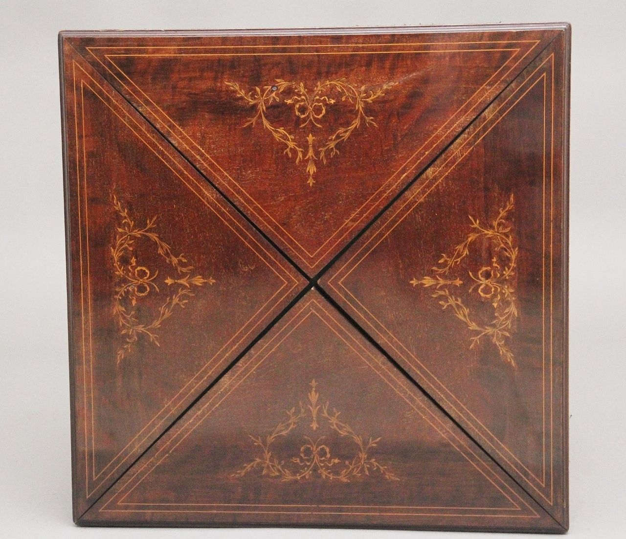 Early 20th Century Mahogany And Inlaid Card Table photo buy