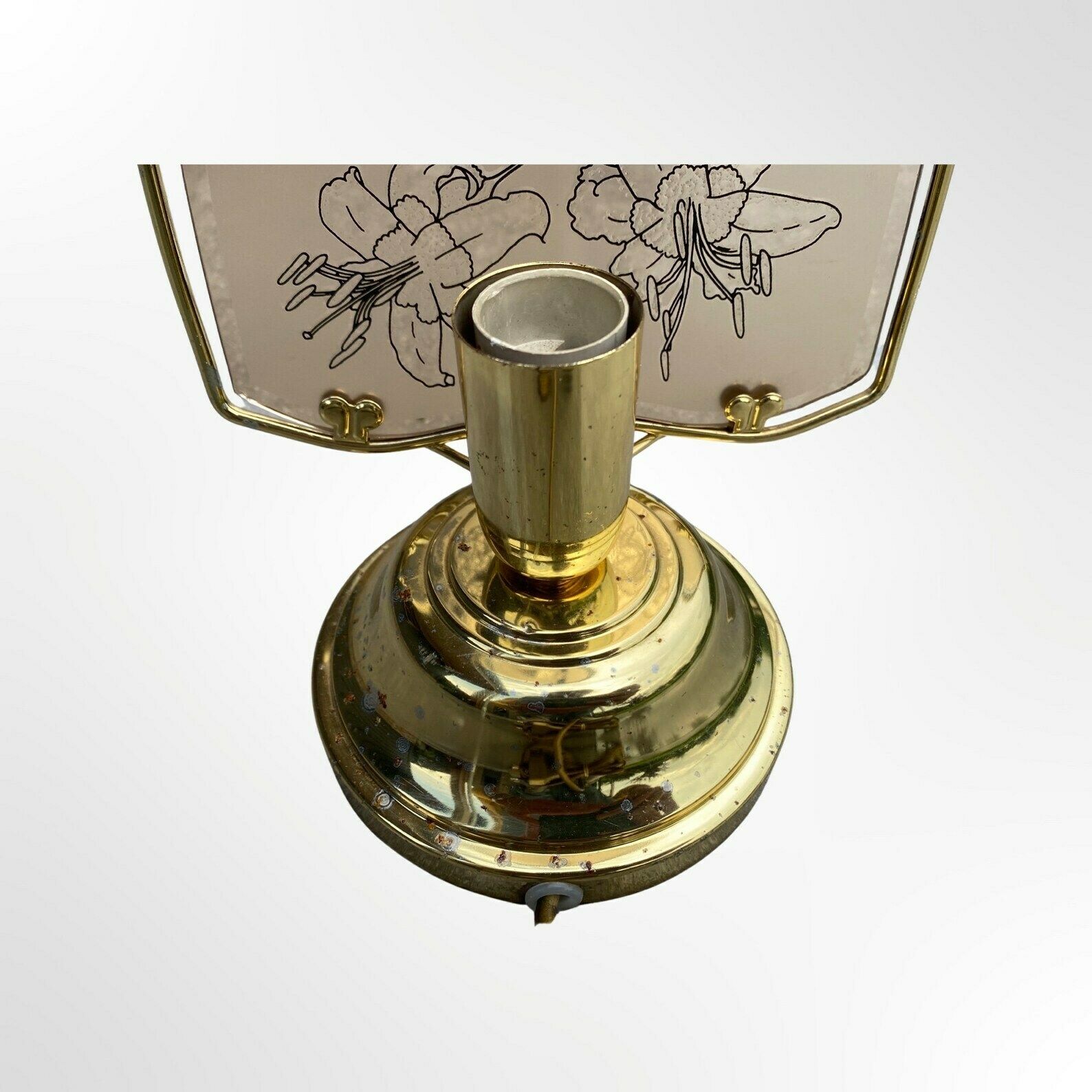 Vntg Sailboat Lamp | Mid Century Modern Light Made Of Brass And Glass | Flower Pattern Glass | Vintage Desk Lamp | Vintage Table Lamp 1960s photo for sale