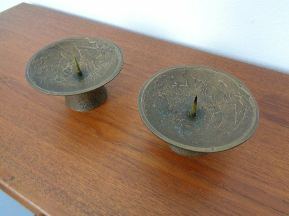 Brutalist Bronze Candleholders, 1960s, Set Of 2 photo vinterior