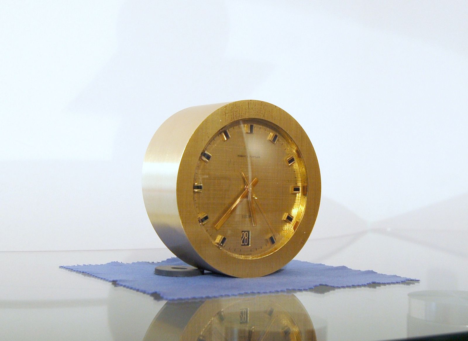 Clock R. Fortilier   Swiss Made 1960 With Calendar photo 250.0