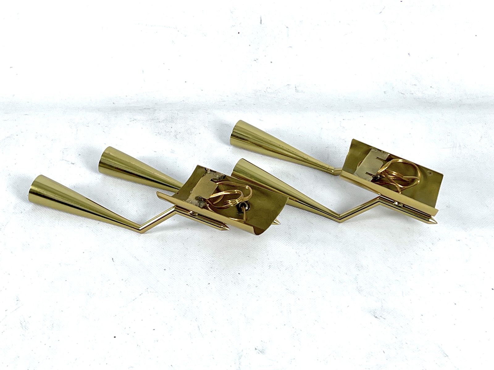 photo furniture Mid Century Modern Pair Of Brass Oscar Torlasco Attributable Sconces. Italy 1950s