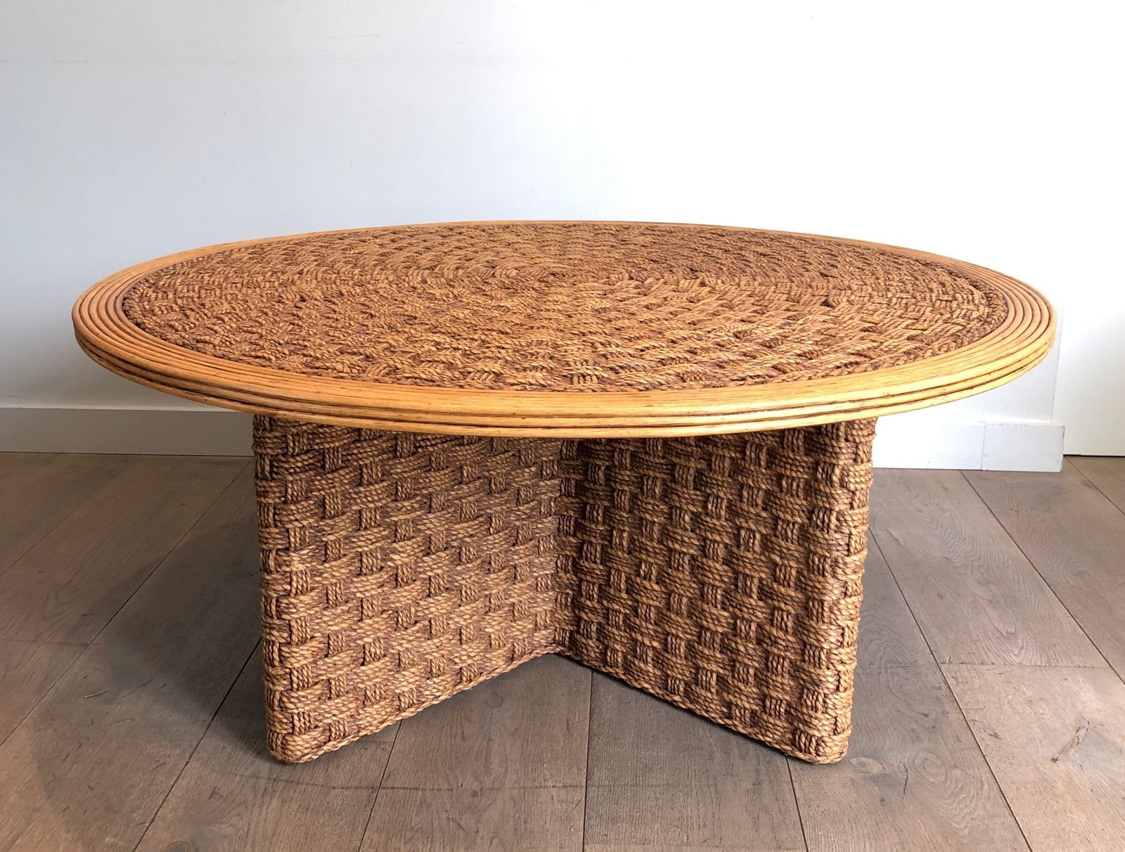 Furniture Important Round Coffee Table In Rope And Wood In The Taste Of Audoux Minet photo
