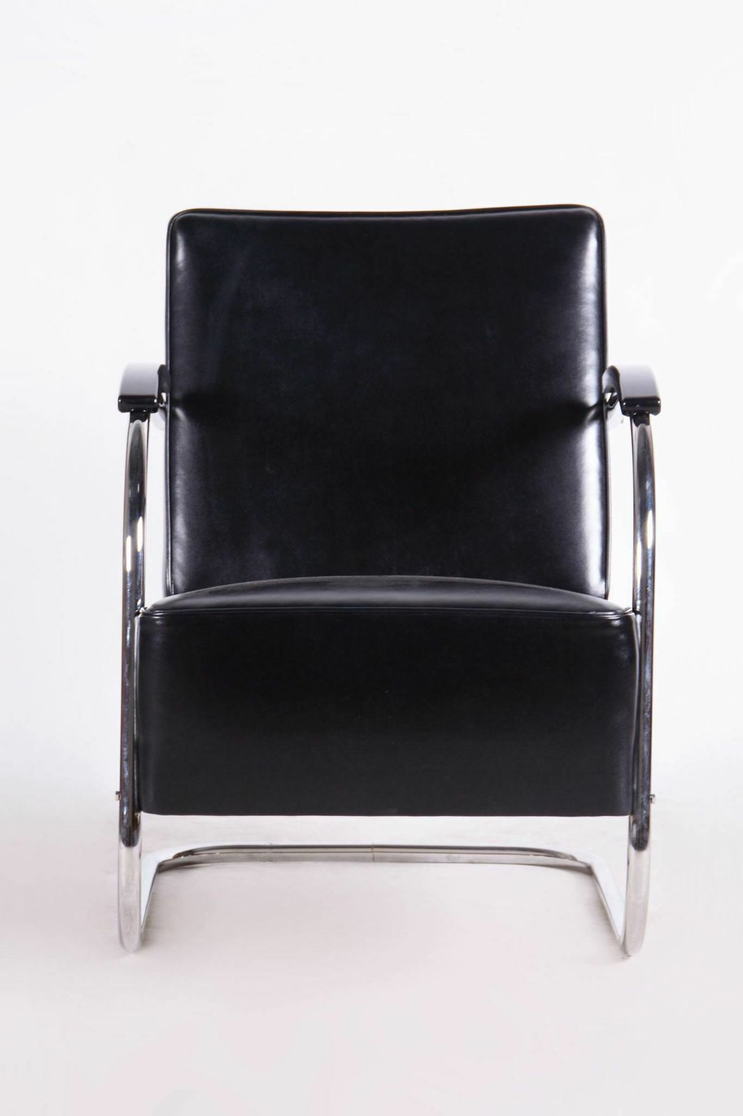 photo furniture Restored Bauhaus Pair Of Black Armchairs, Mücke   Melder, High Quality Leather, Czechia, 1930s