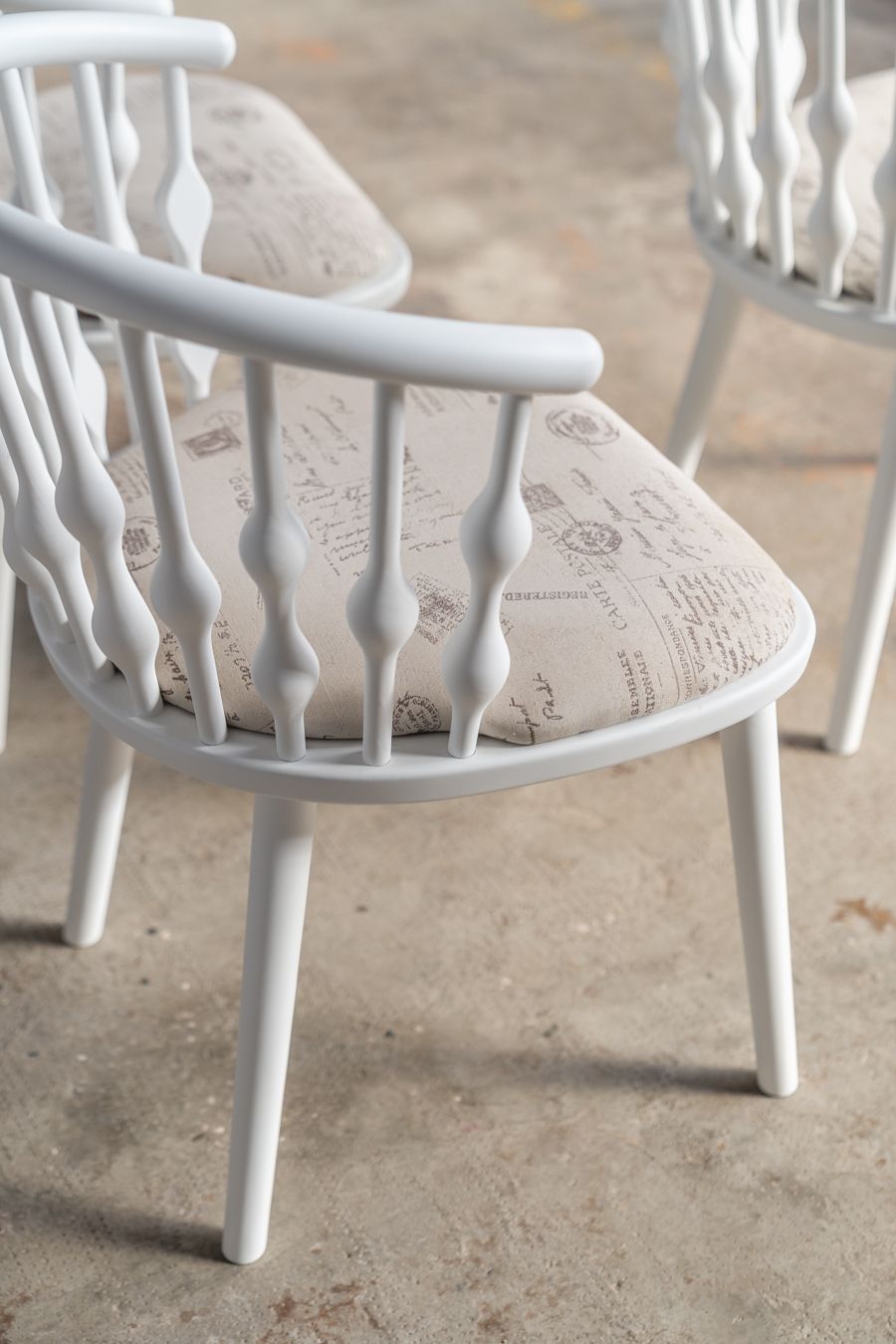 2350.0 Matt White Painted Beech Chair With Upholstered Seat With 1970 Fabric, Set Of 6 photo