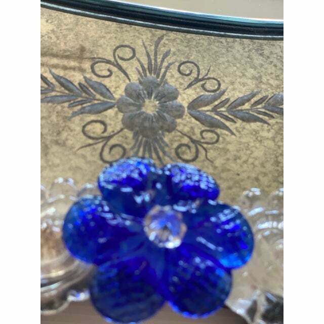 photo furniture Early 21st Century Venetian Oval Floreal Hand Carving Mirror In Murano Glass
