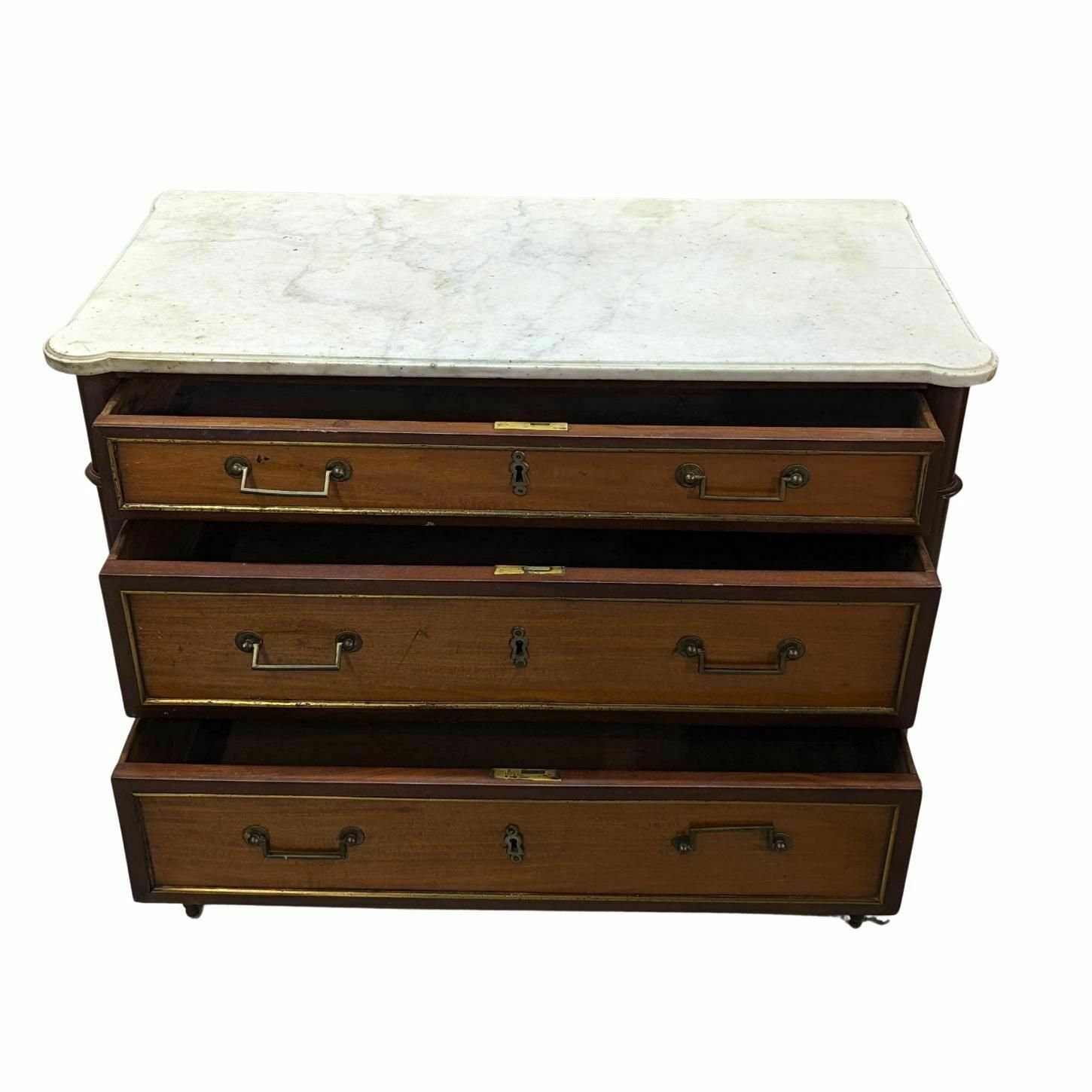 Louis XVI Mahogany Chest Of Drawers, 18th Century photo vinterior