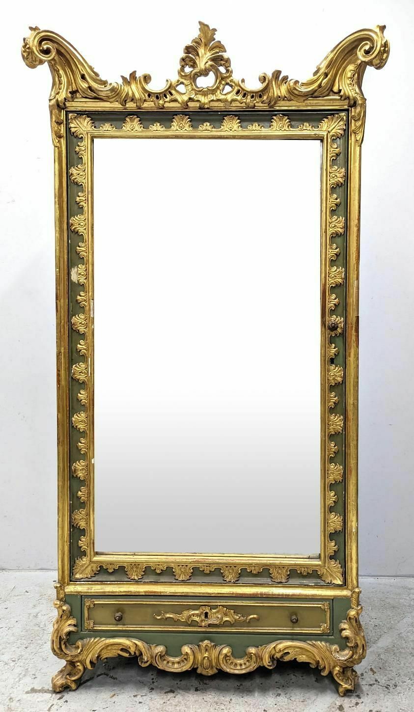 Pair Of Golden Lacquered Turin Cabinets 1820 photo for sale