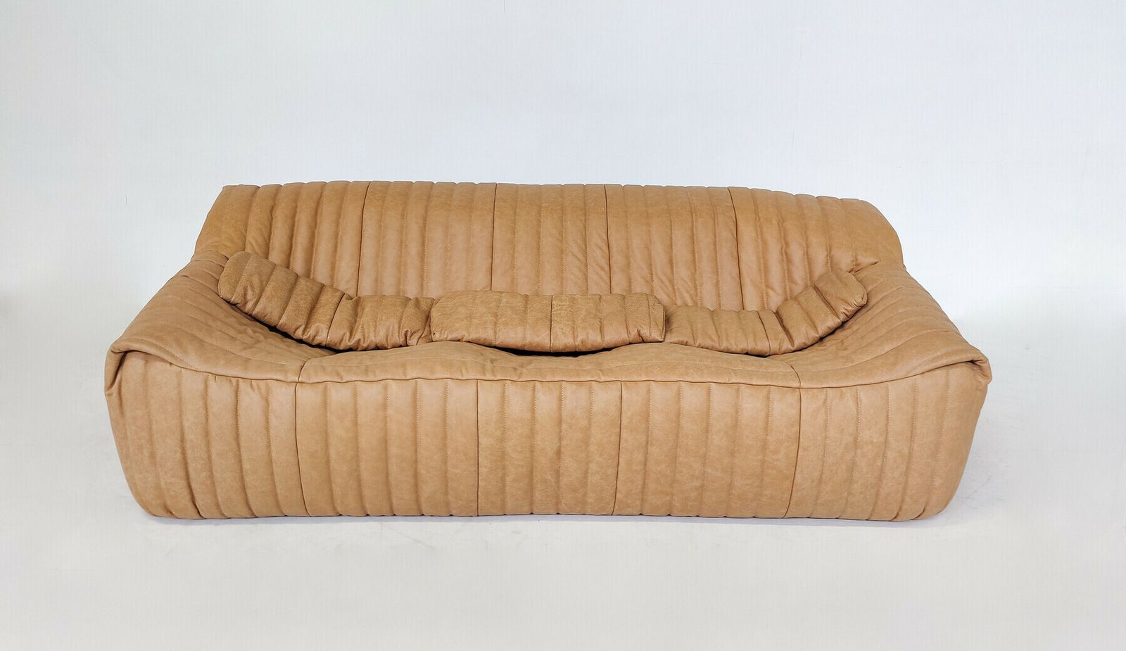 Mid Century "Sandra" Seating Set By Annie Hieronimus For Ligne Roset photo 15895.0