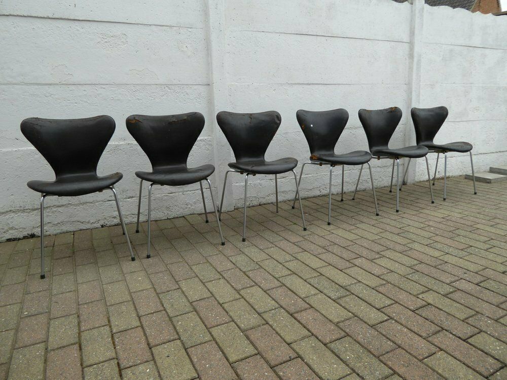 Seven / Sjuan 3107 Chairs In Black Leather By Arne Jacobsen For Fritz Hansen, Denmark, 1967, Set Of 6 photo vinterior