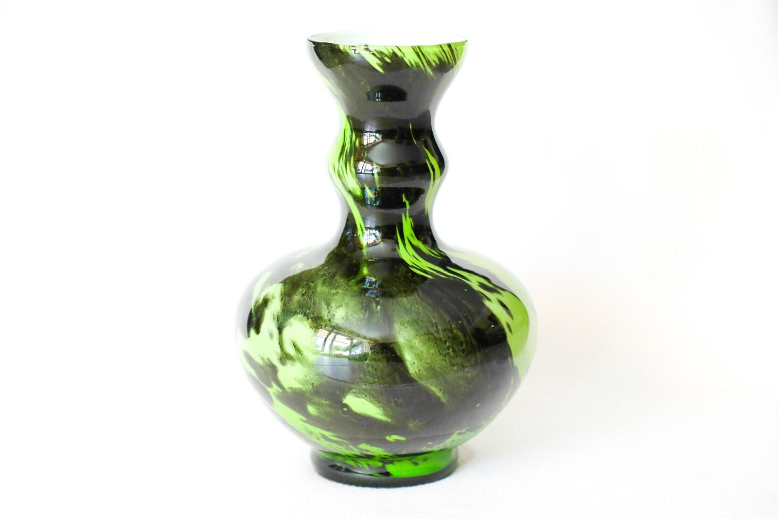 Green And White Swirl Glass Vase By Carlo Moretti For Opaline Empoli photo Home Decor