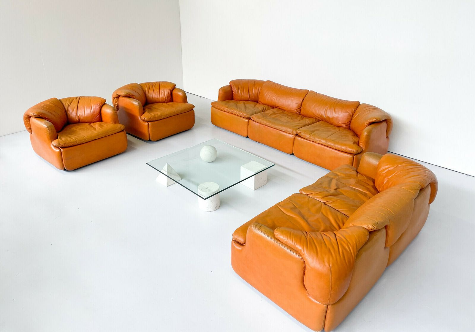 Confidential Seating Set By Alberto Rosselli For Saporiti photo for sale