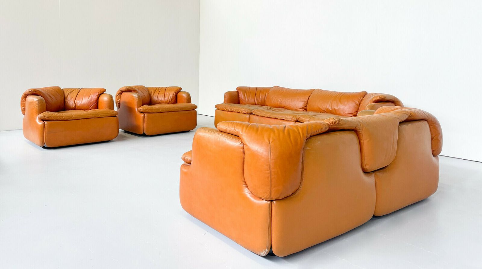 Confidential Seating Set By Alberto Rosselli For Saporiti photo Furniture