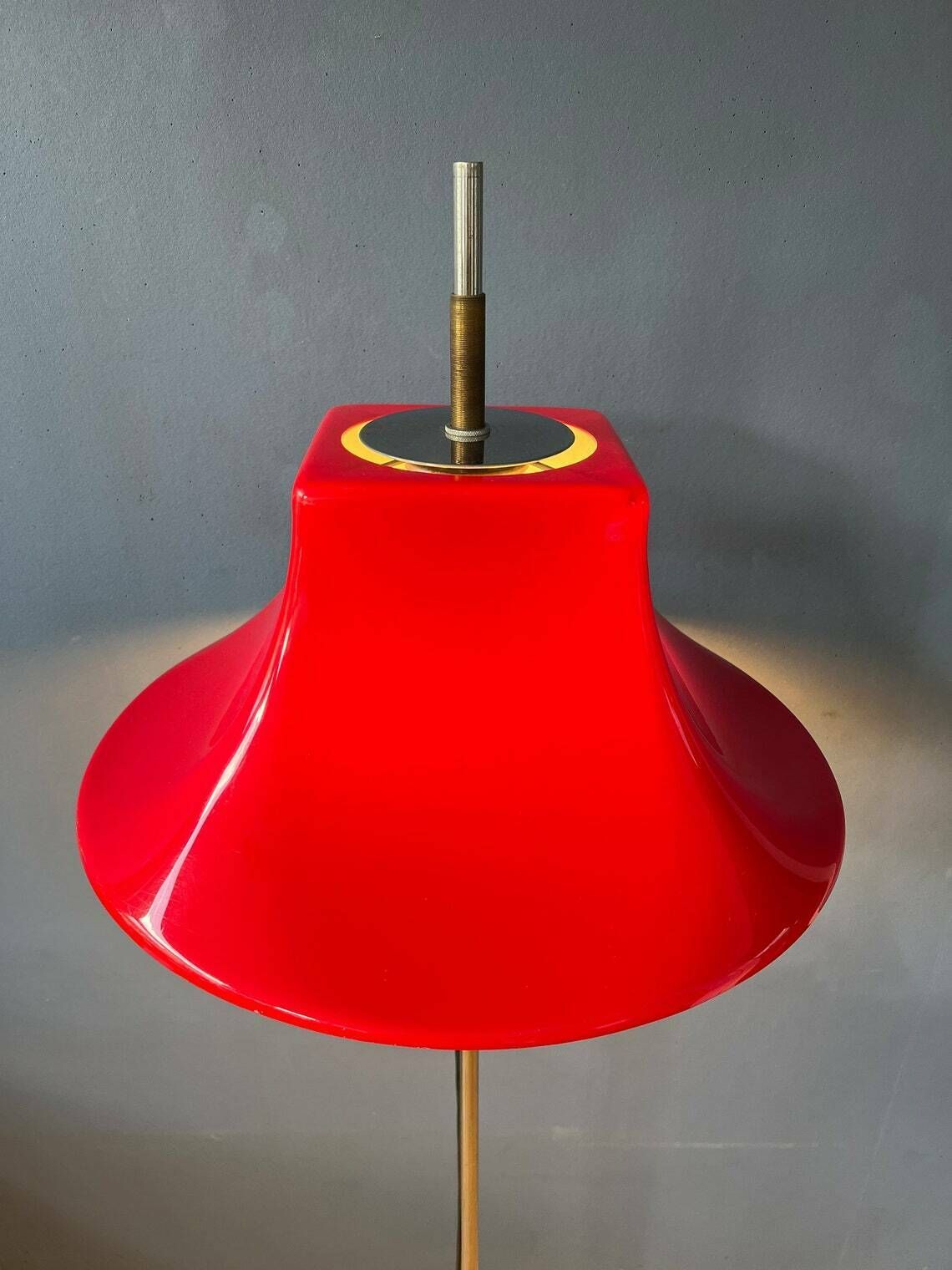 Rode Willem Hagoort Space Age Vloerlamp | Mid Century Acrylglazen Lamp photo Verlichting