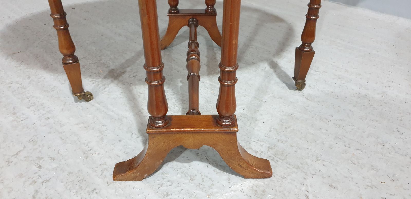 Fine Mahogany Inlaid Baby Sutherland Table photo furniture