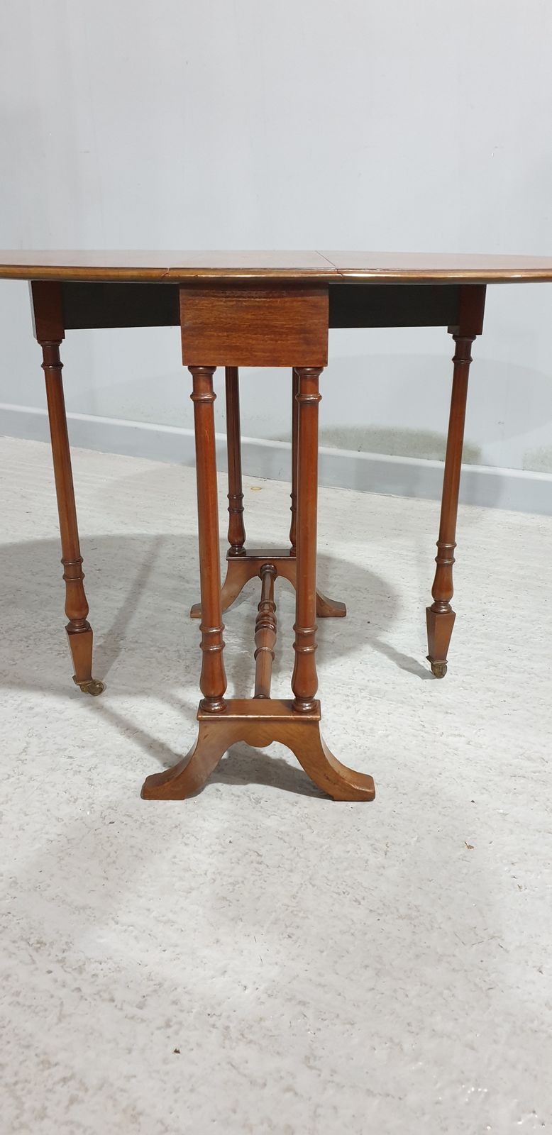 Fine Mahogany Inlaid Baby Sutherland Table photo buy