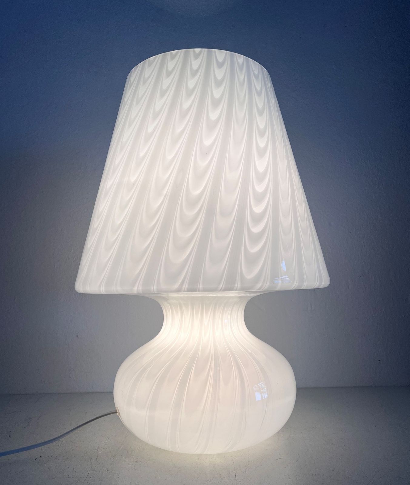 Italian Large Murano Glass Mushroom Table Lamp With Swirl Glass, 1970s