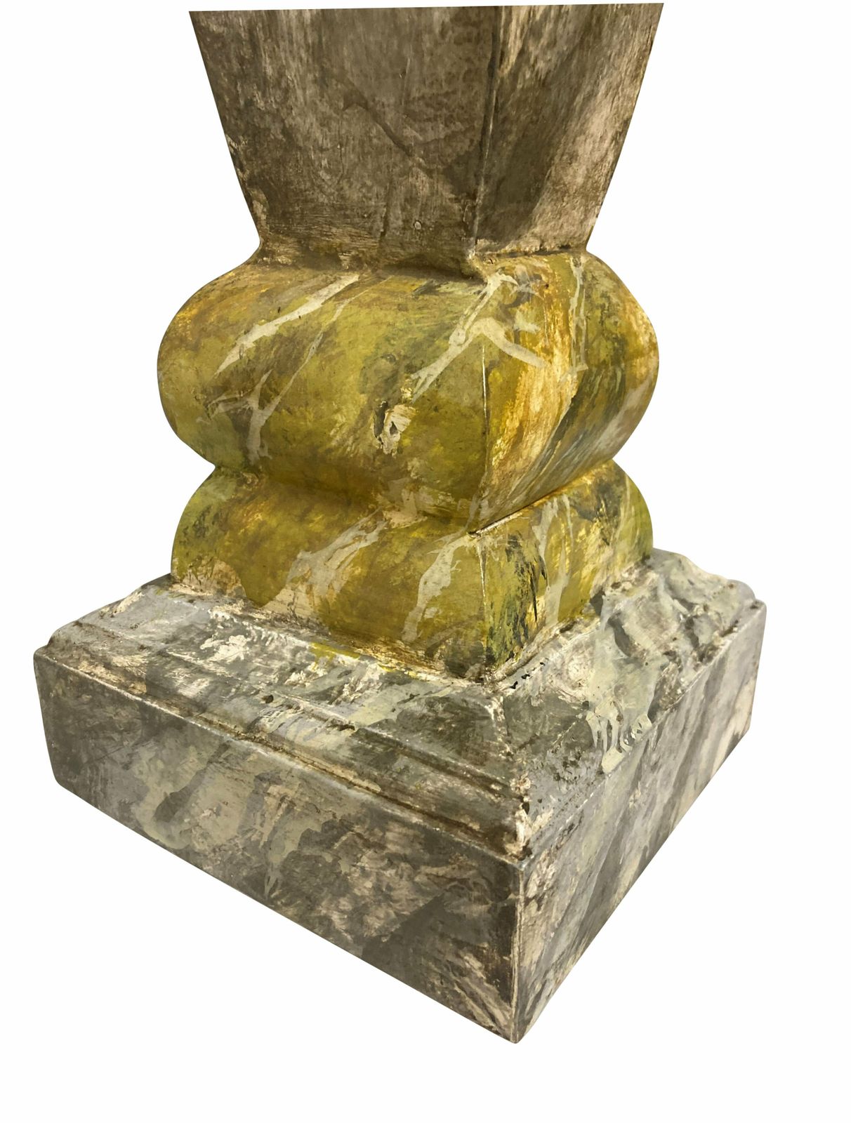 A Pair Of Italian Faux Marble Balustrade Lamps photo vinterior