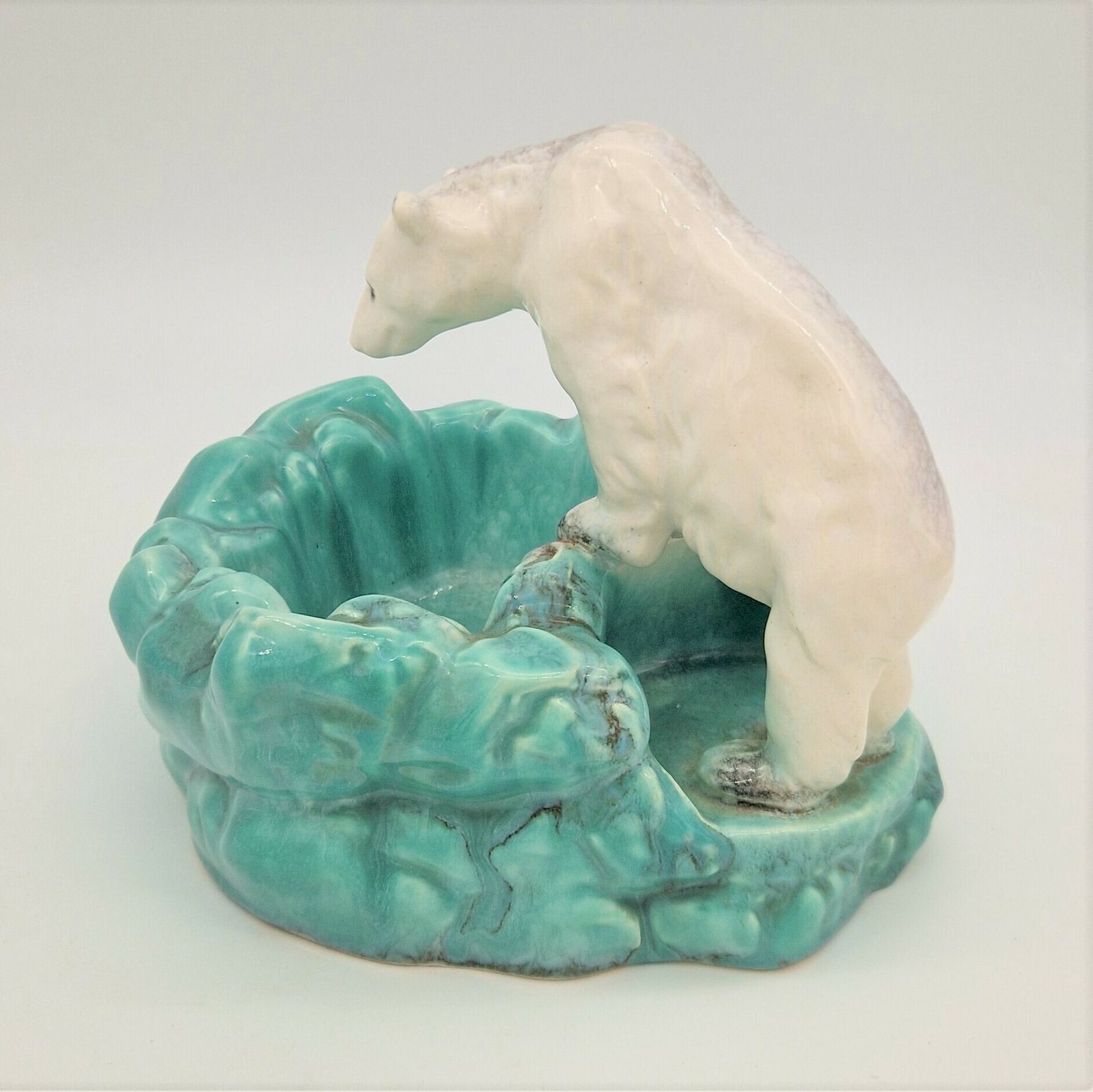 Art Deco Ceramic Bowl With Polar Bear By Ditmar Urbach. 1930   1935