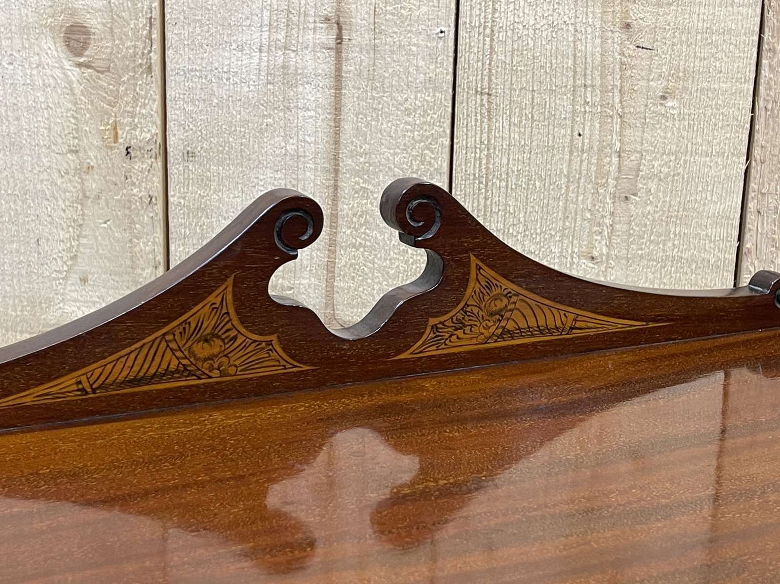 photo vinterior 1 Door Mahogany Bookcase, English Work From The 19th Century