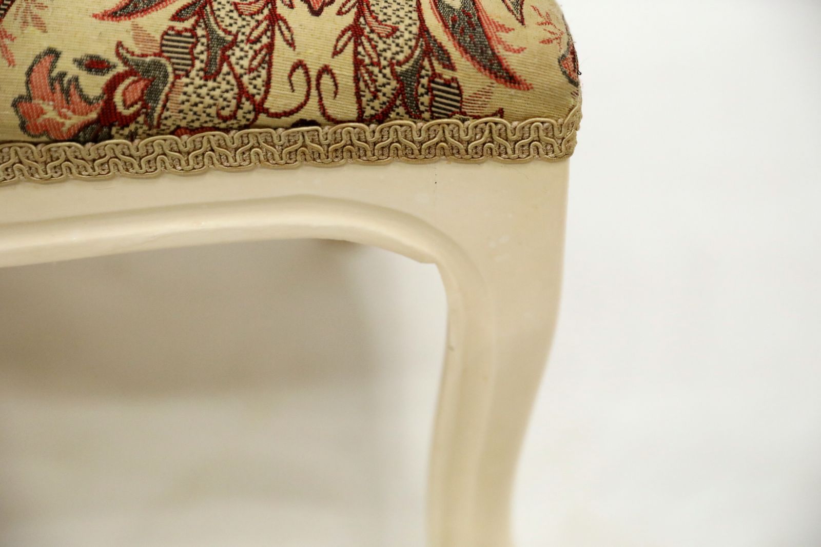 French Style Spoon Back Easy/Bedroom Chair Cream Frame Free Uk Delivery photo vinterior