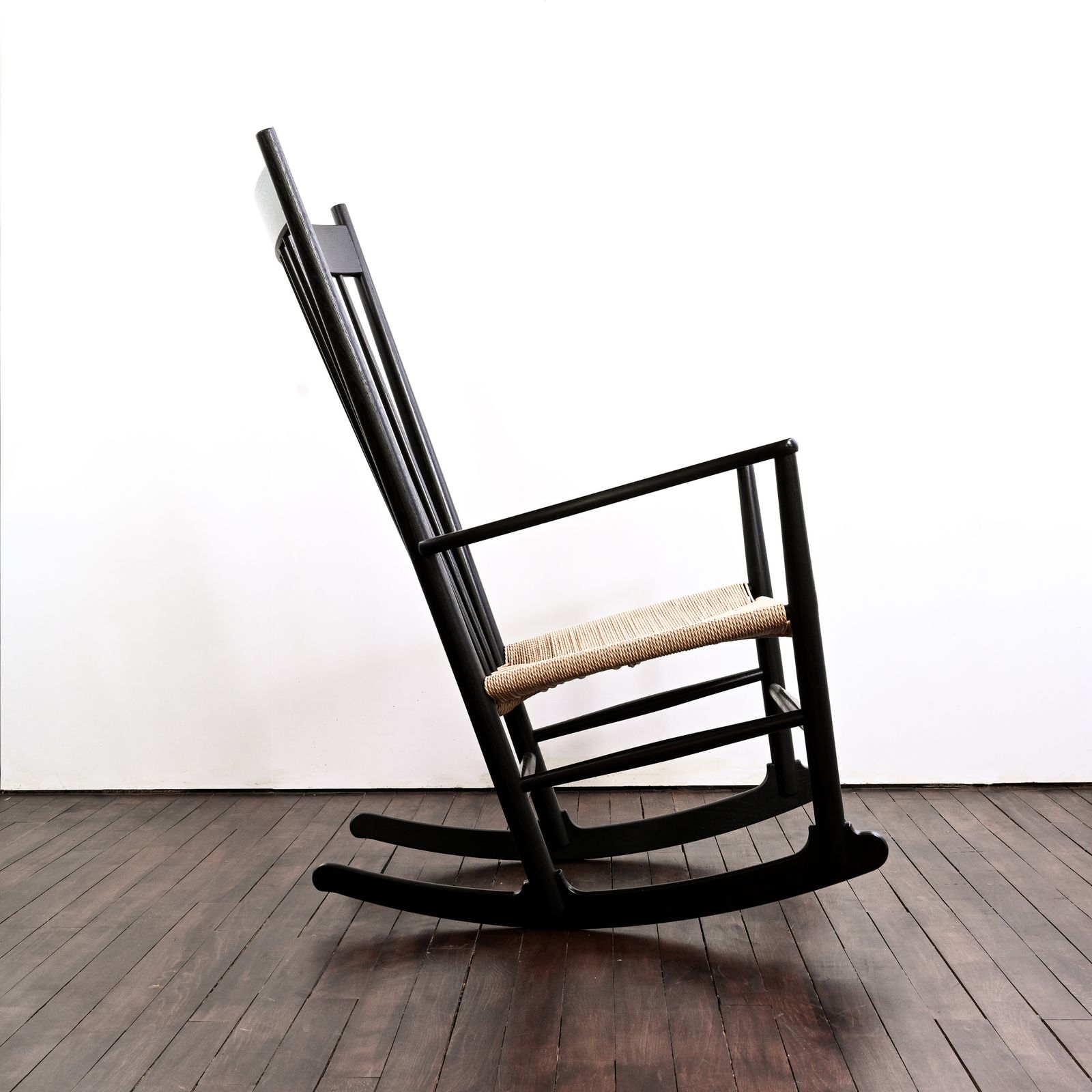 J16 Rocking Chair In Black Lacquered Oak And Natural Paper Yarn photo furniture