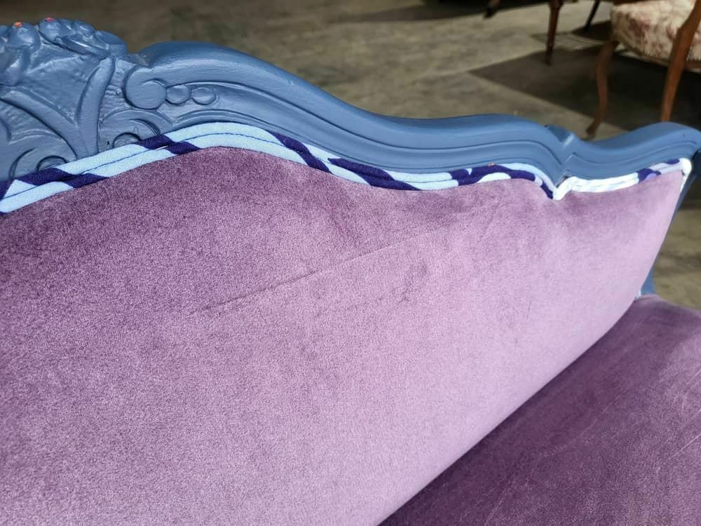 photo furniture Small French Bed End Hall Bathroom Sofa Painted Blue Cabriole Legs Sprung