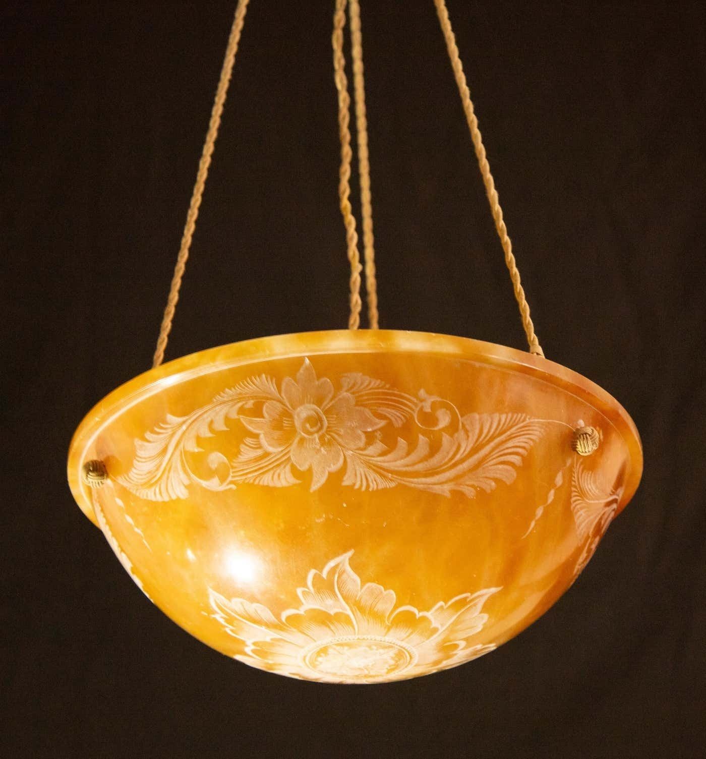 photo vinterior Antique Art Decò Liberty Alabaster Chandelier With Decorations, 1940s