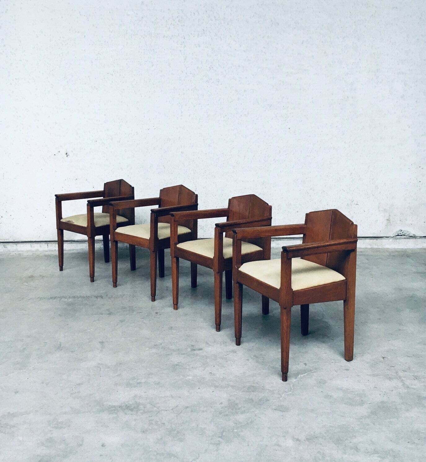 photo furniture 1910's Dutch Modernism Design Amsterdam School Dining Chair Set