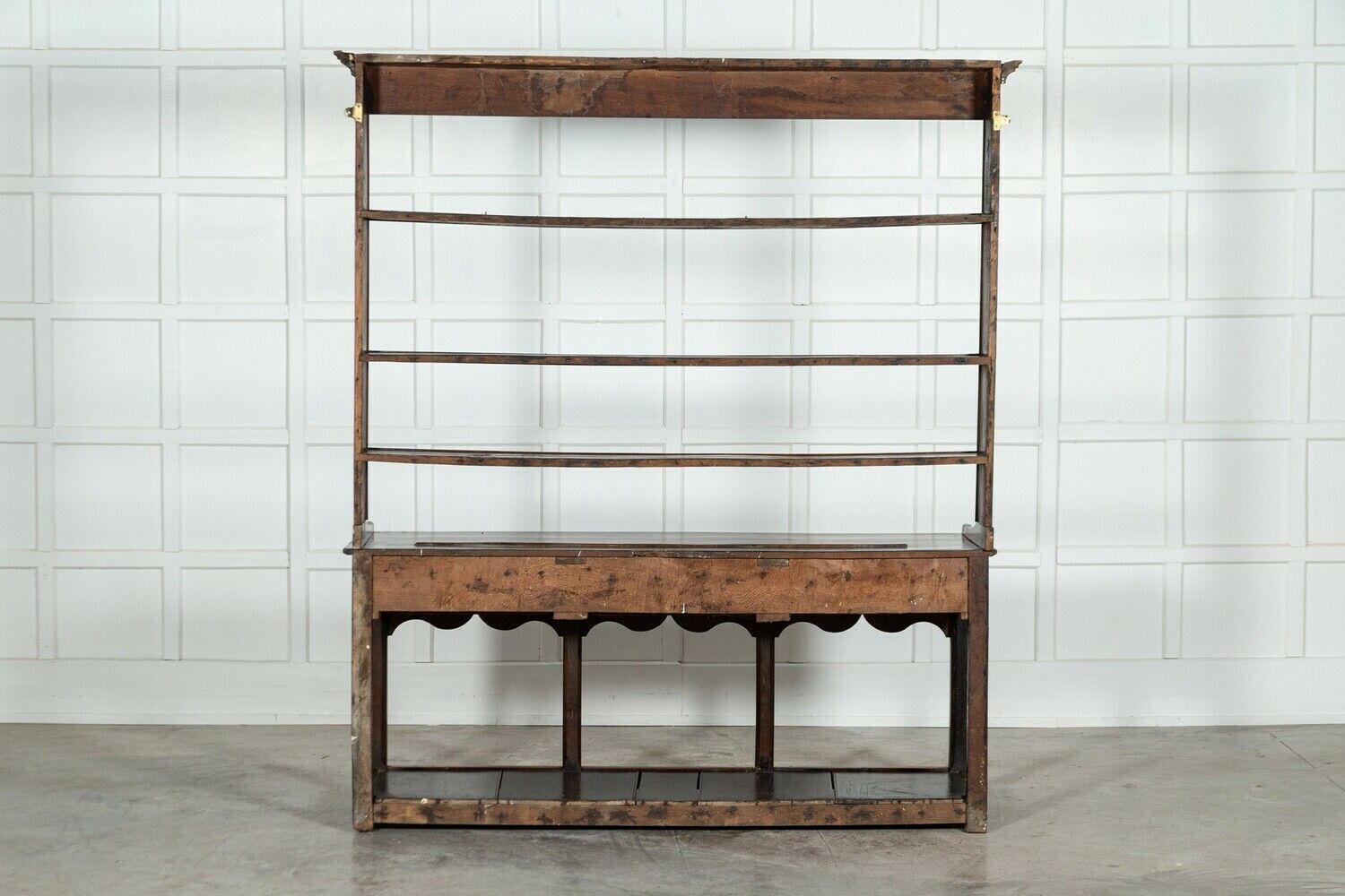 photo buy Large English George III Oak Dresser