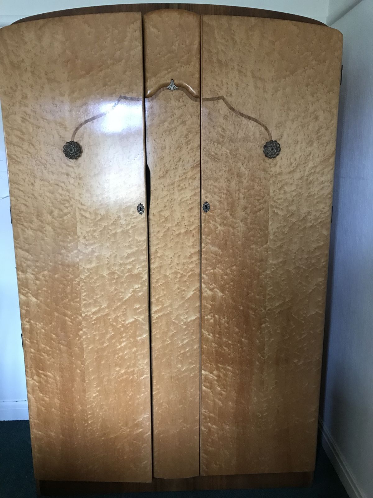3 Piece Art Deco Bedroom Suite. photo furniture