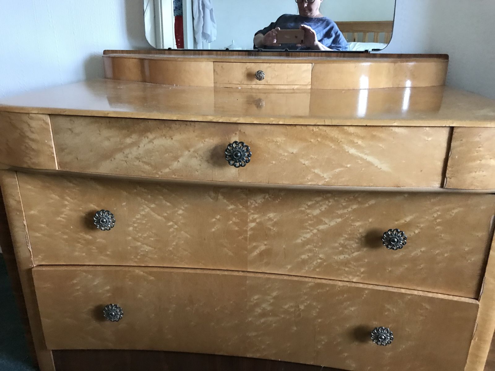 3 Piece Art Deco Bedroom Suite. photo 600.0