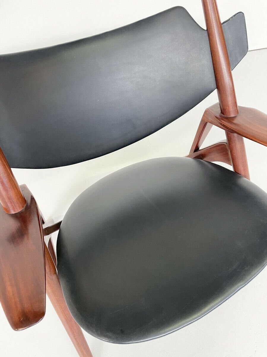 Mid Century Modern Armchair By Hans Wegner For De Padova photo 3080.0