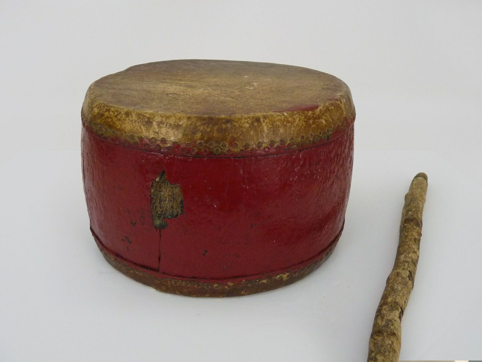 Tambour chinois traditionnel rouge à deux peaux, dit tambour céleste, XIXe siècle photo Décoration