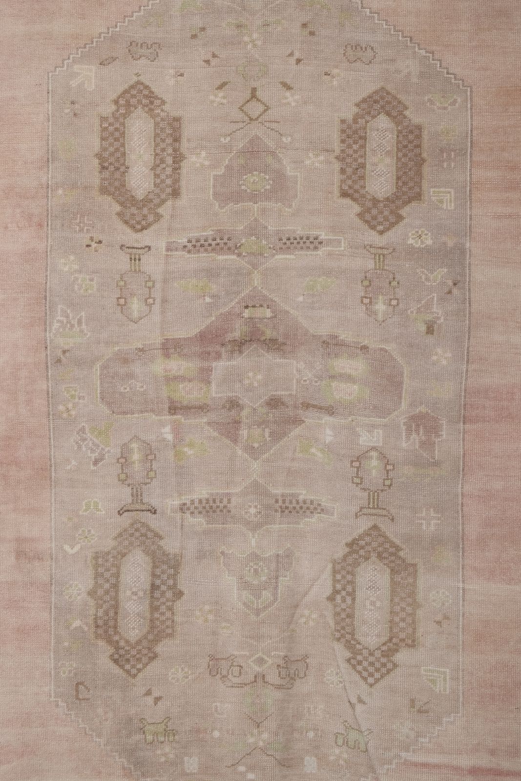 1970s Central Anatolian Karapinar Rug 5'7" X 9'5" photo furniture
