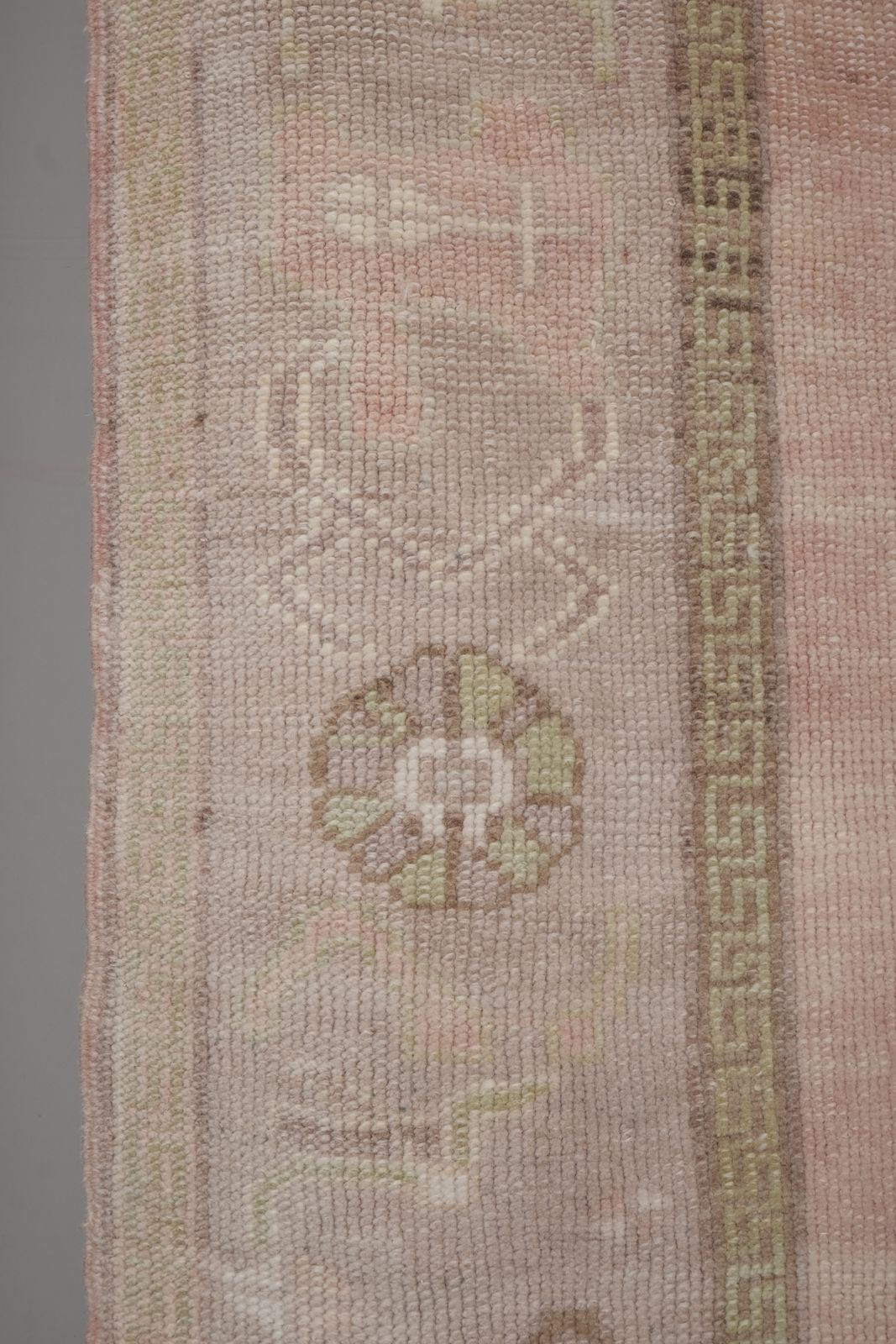 photo furniture 1970s Central Anatolian Karapinar Rug 5'7" X 9'5"