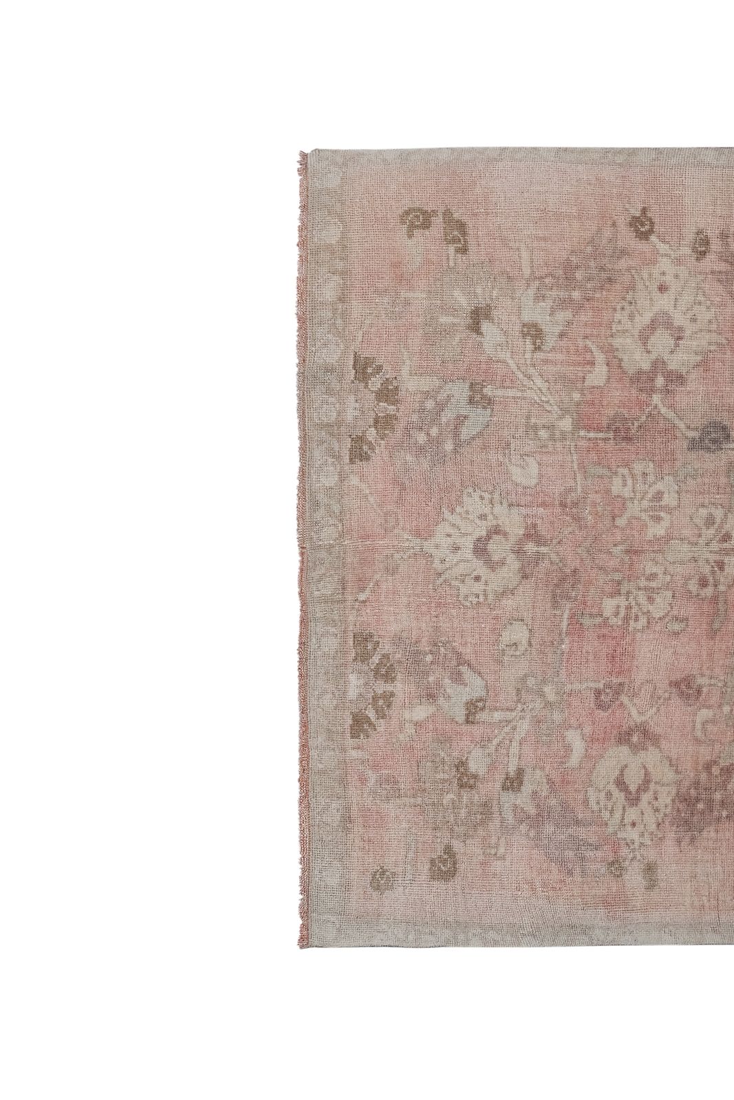 photo for sale Vintage Organic Wool Anatolian Karapinar Rug With Lattice Design 4'7'' X 7'8''
