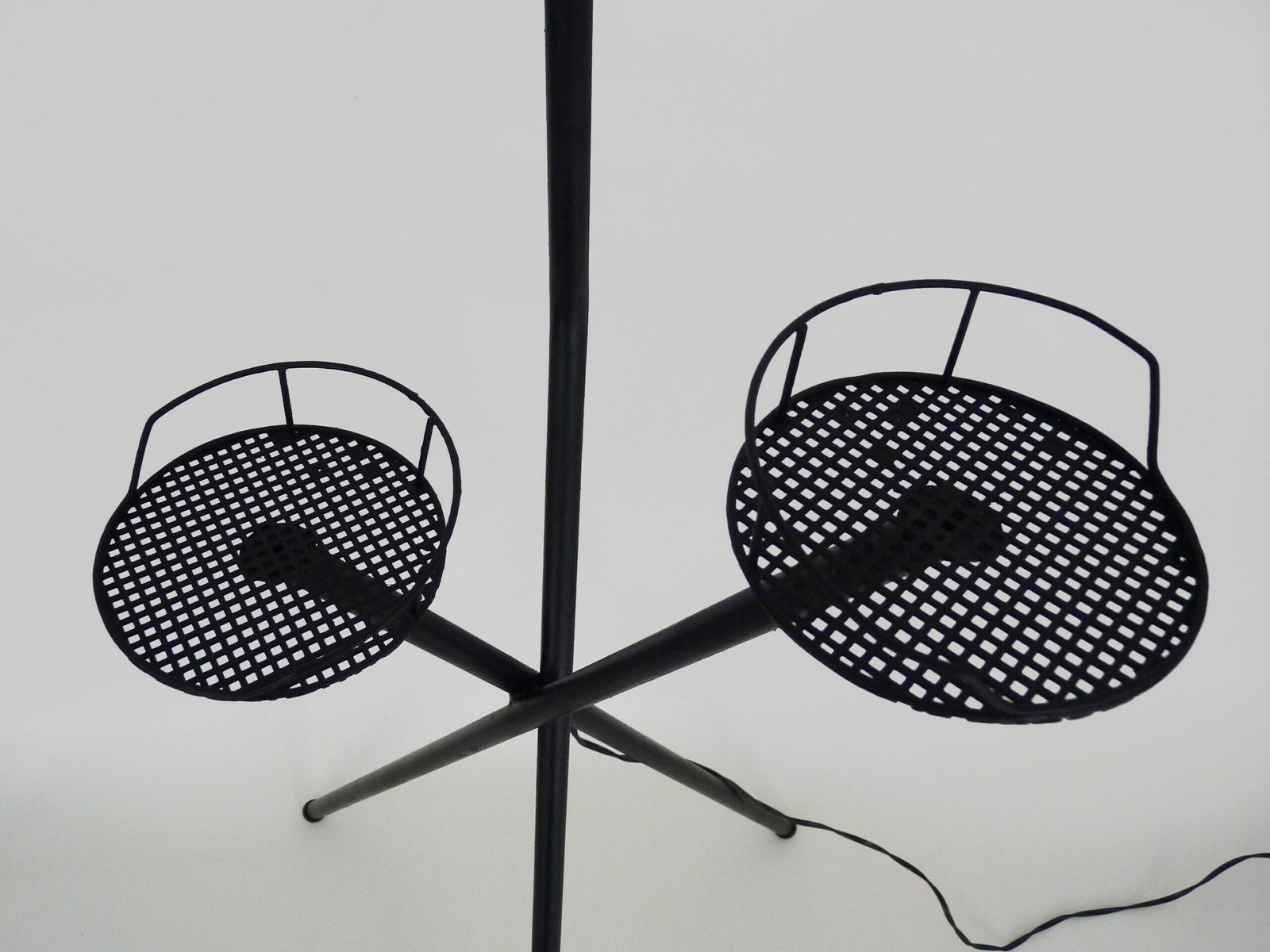 Lampadaire vintage Mathieu Matégot, France, années 1950 photo buy