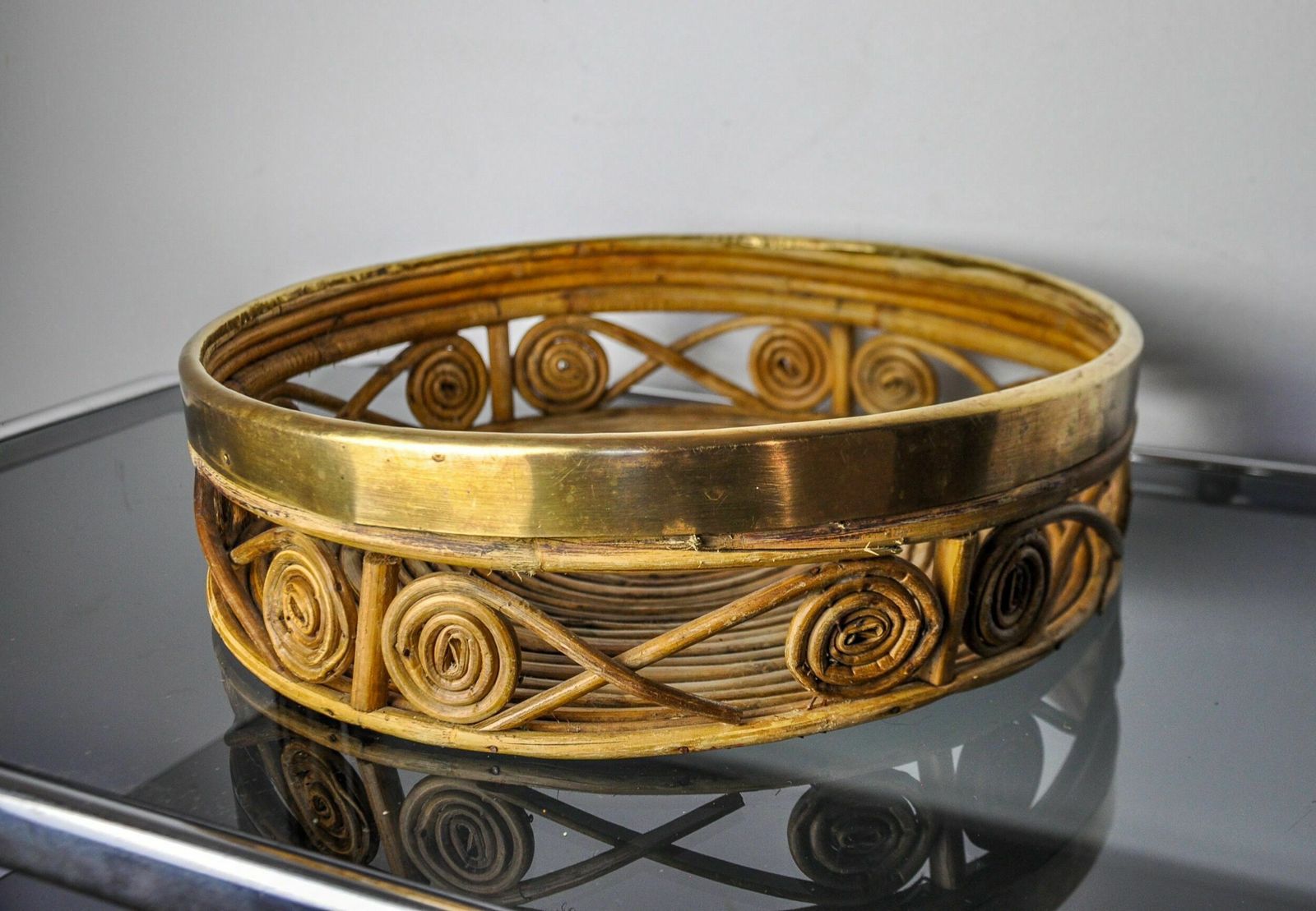 Rattan And Brass Centerpiece, Italy, 1970 photo vinterior