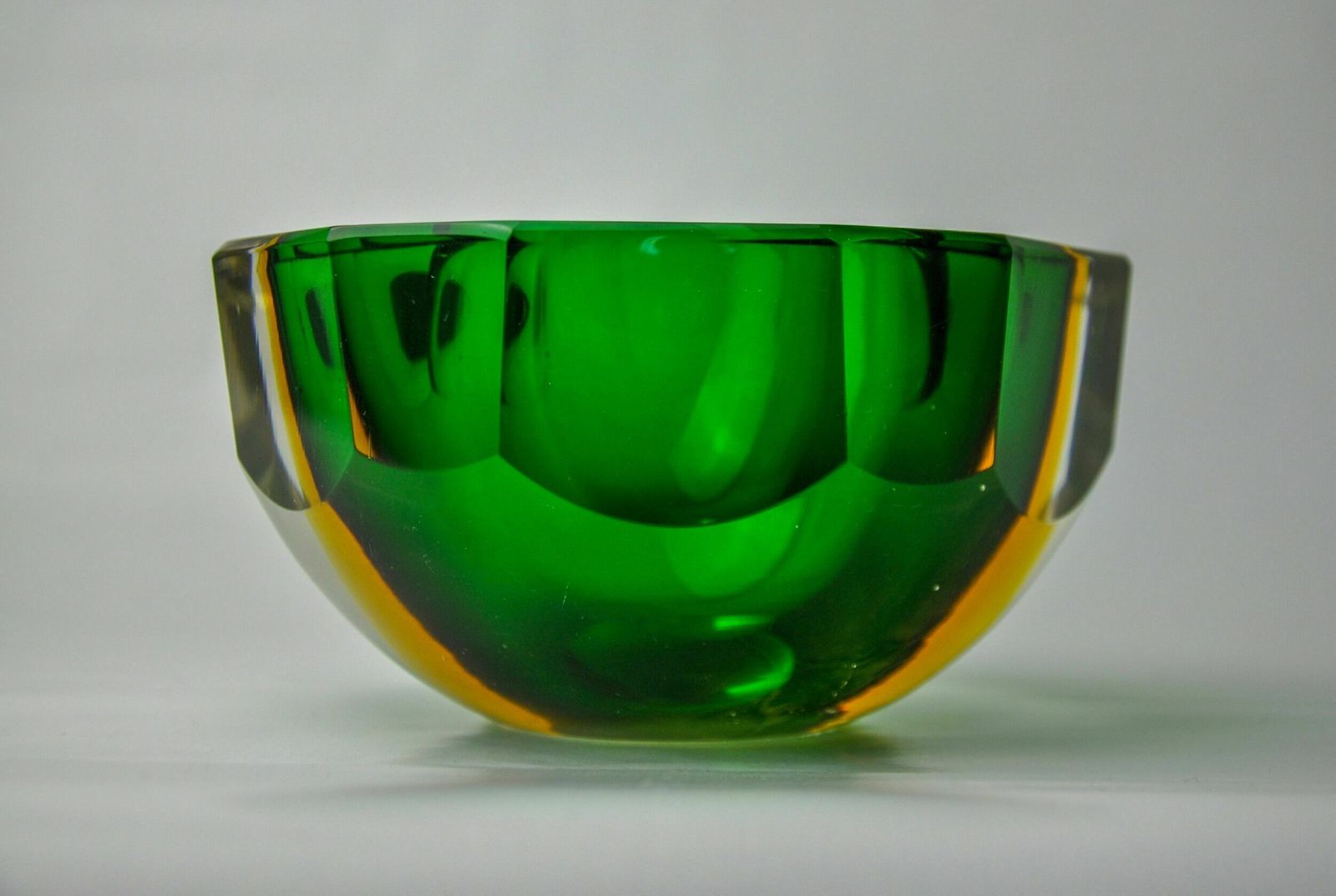 Vide Pouch Sommerso Green And Yellow By Seguso, Murano Glass, Italy, 1970 photo Home Decor