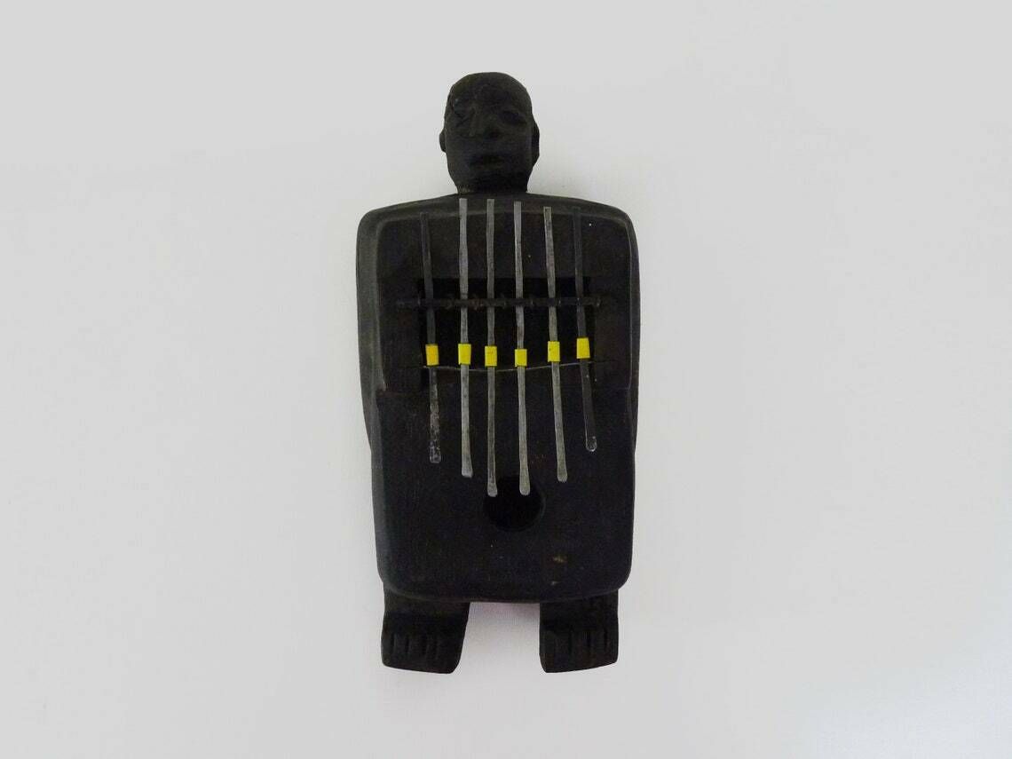 Lamellophone Luba Piano Sanza tribal africain