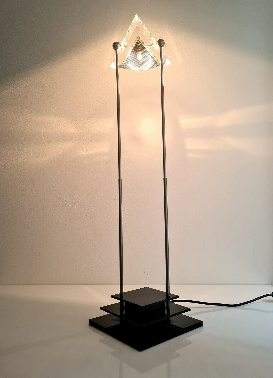 Vintage Delightful Postmodern Design Telescopic Halogen Desk Lamp photo 379.0