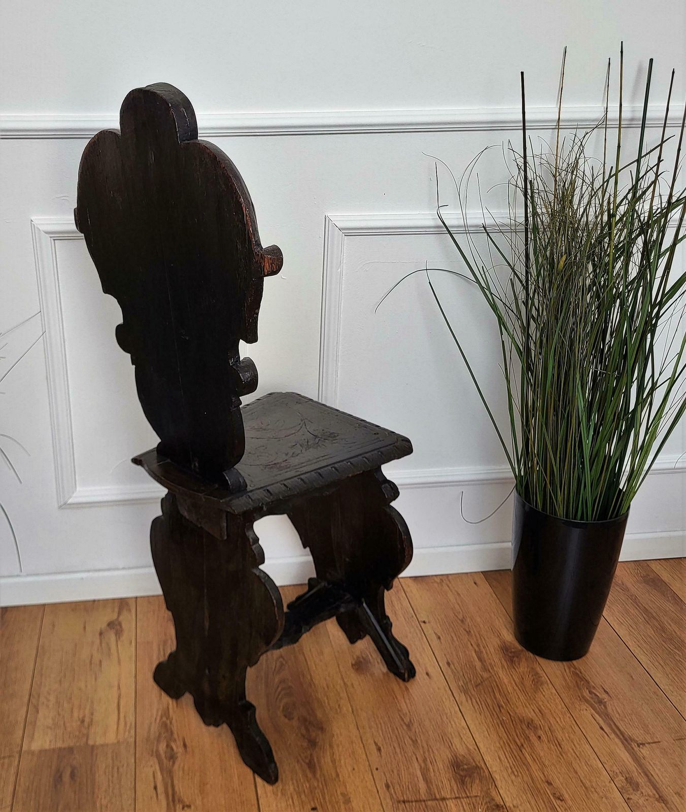 Antique Italian Carved Wood Coat Of Arms Chair photo vintage