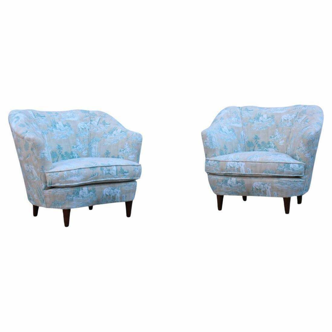 Pair Of Italian Decorative Armchairs From The 1950s In The Style Of Gio Ponti