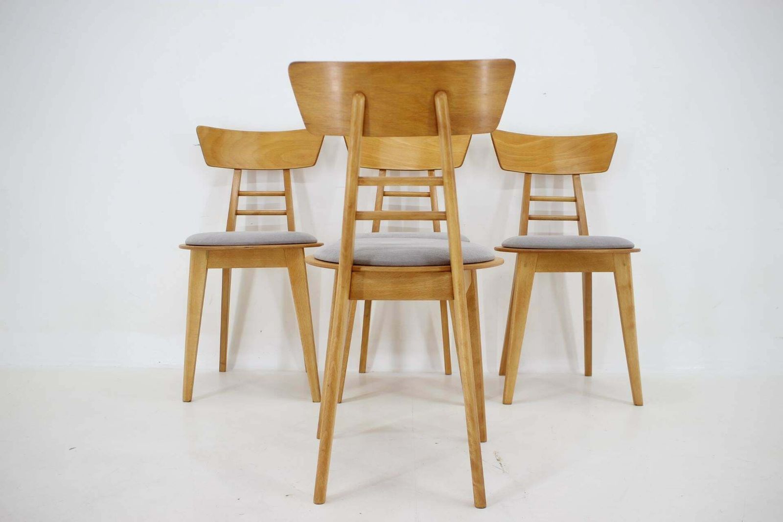 1980s Set Of Four Dining Chairs By Tonne, Czechoslovakia photo vintage